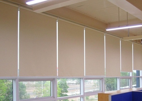 Phân phối thiết bị nhà thông minh, Cổng tự động, Khóa thông minh, Chuông hình, Rèm tự động ở CCHome
