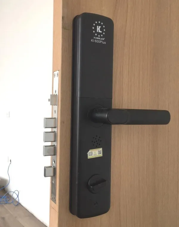 Khóa Cửa Thông Minh Kassler KL-600 PC