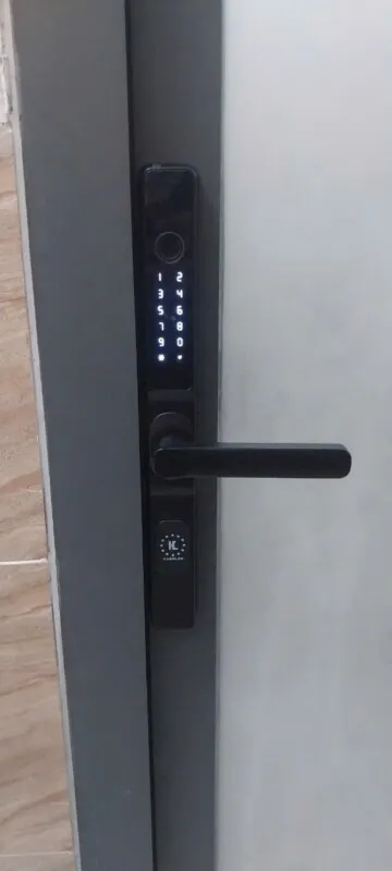 Khoá Cửa Vân Tay Kassler KL-68 BL