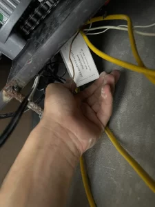 Điều Khiển Cửa Cuốn Từ Xa